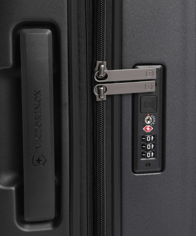 Victorinox Airox Advanced FFQ Spinner (4 wheels) black