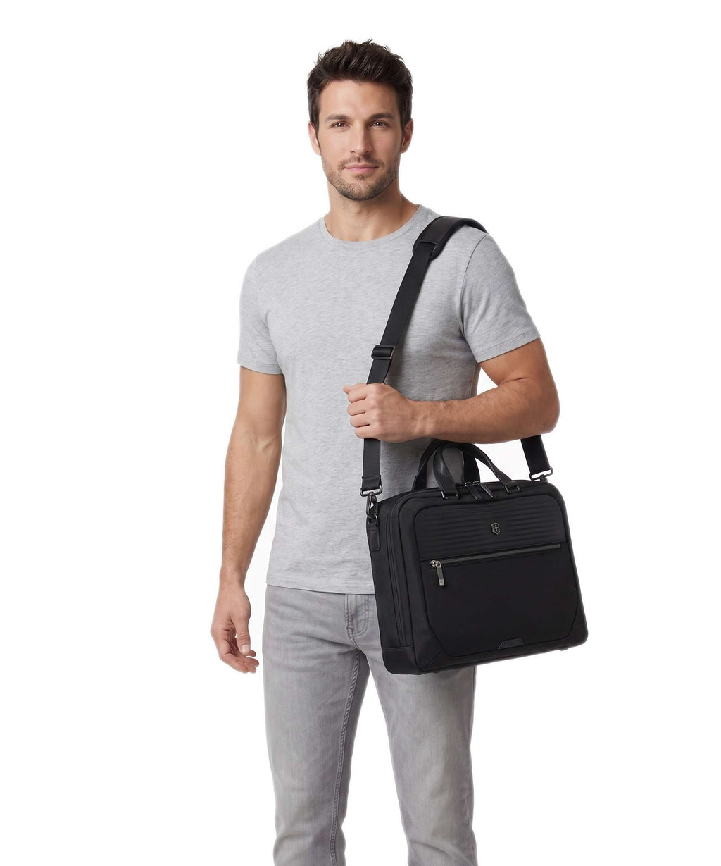 Victorinox Mythic Deluxe Briefcase black