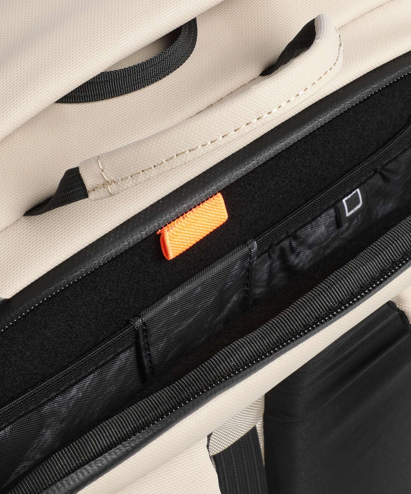 Mammut Seon Courier 20 Backpack savannah