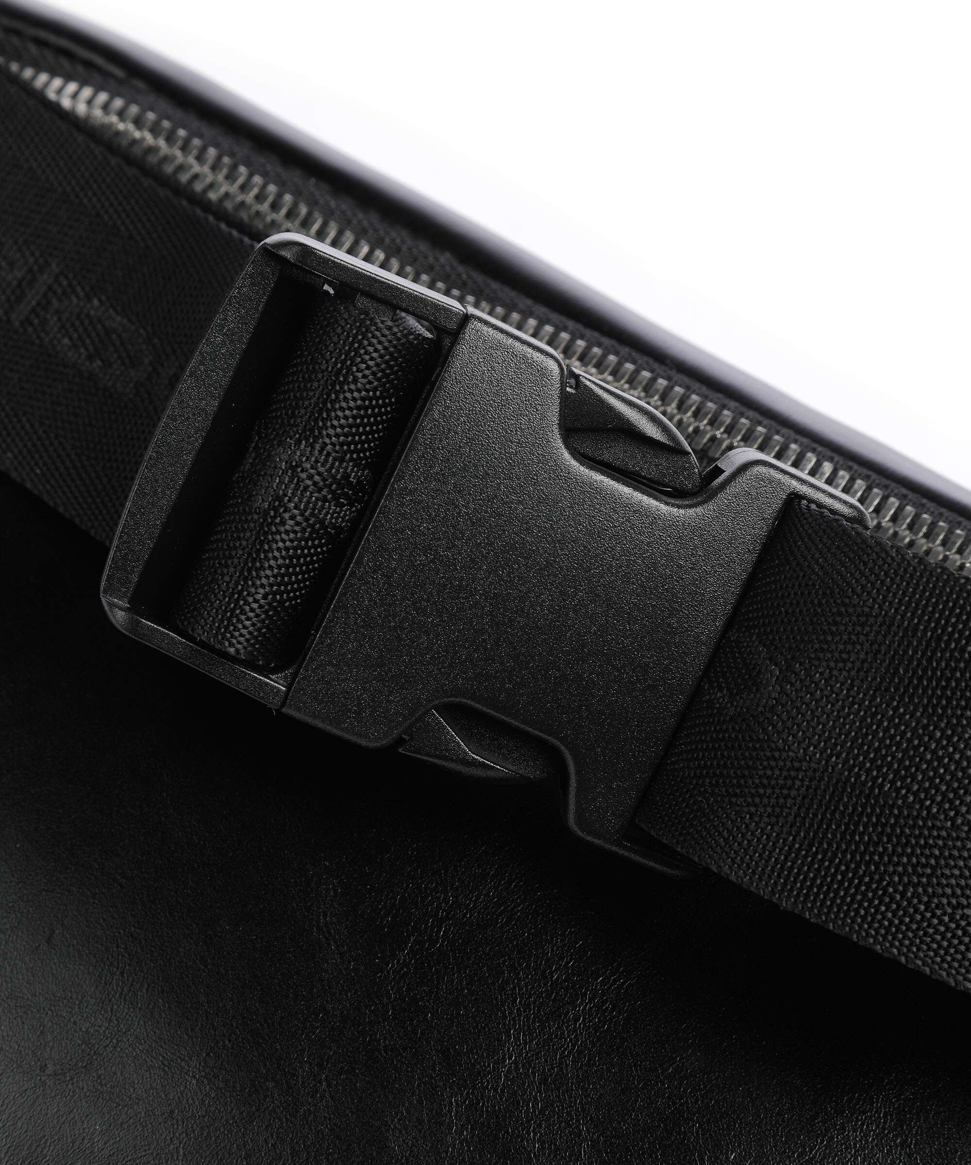 Piquadro Blue Square Belt bag nero