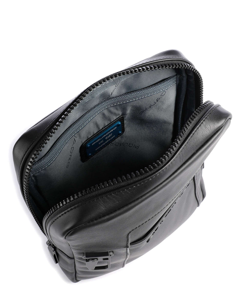 Piquadro Finn Crossbody bag black