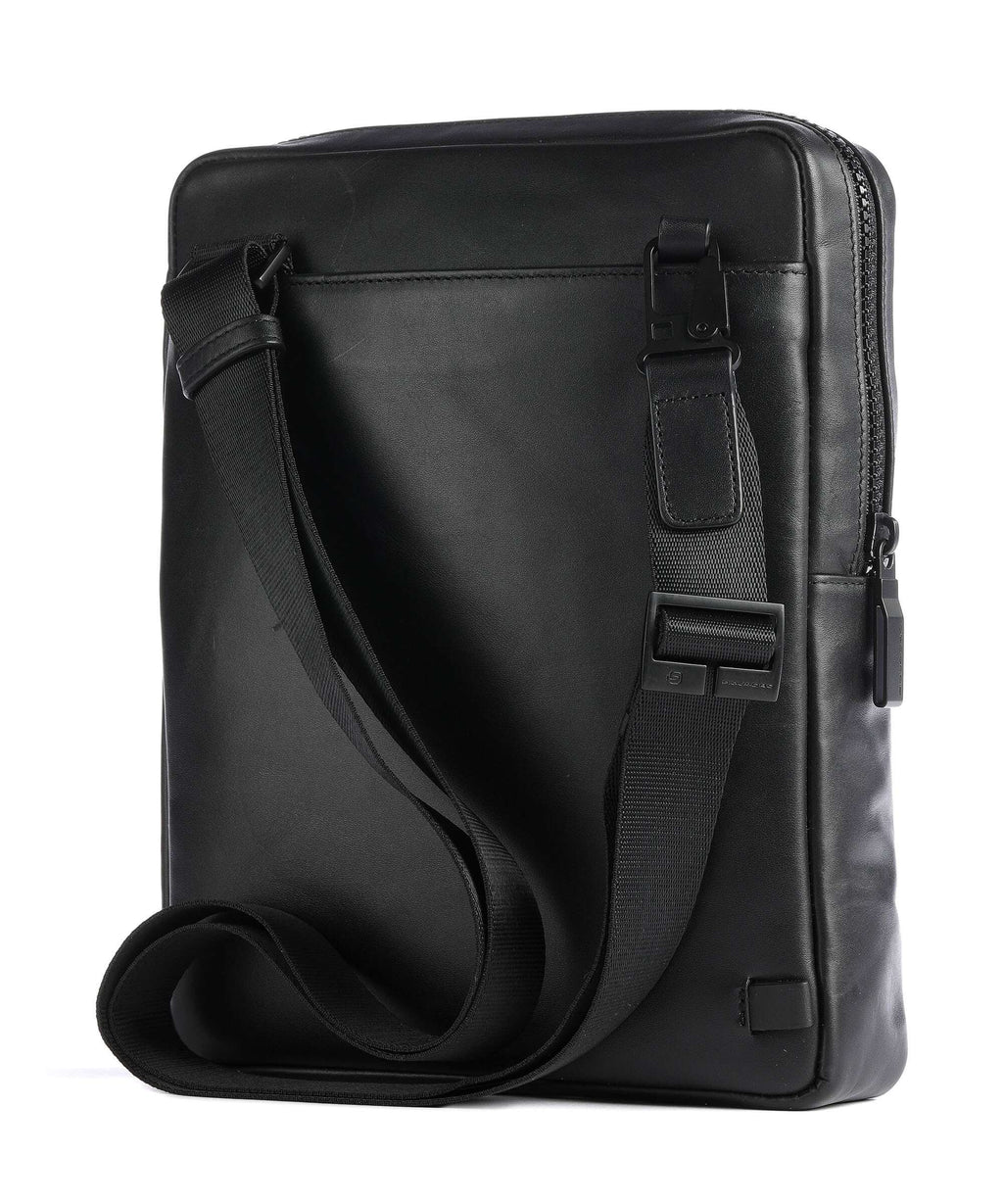 Piquadro Finn Crossbody bag black
