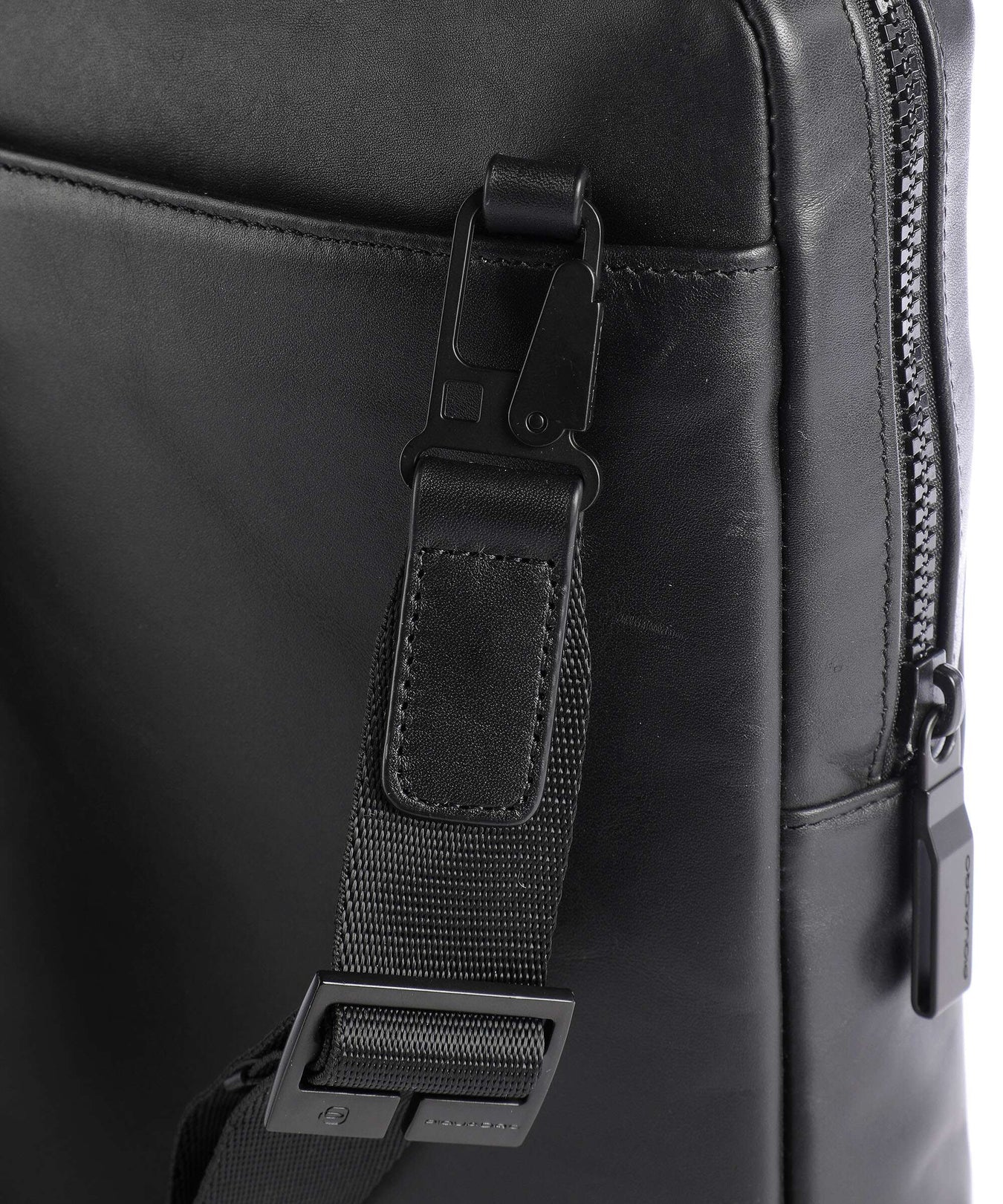 Piquadro Finn Crossbody bag black