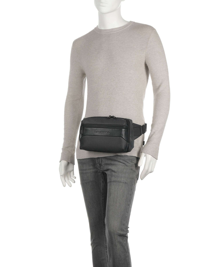 Piquadro Gio Belt bag black