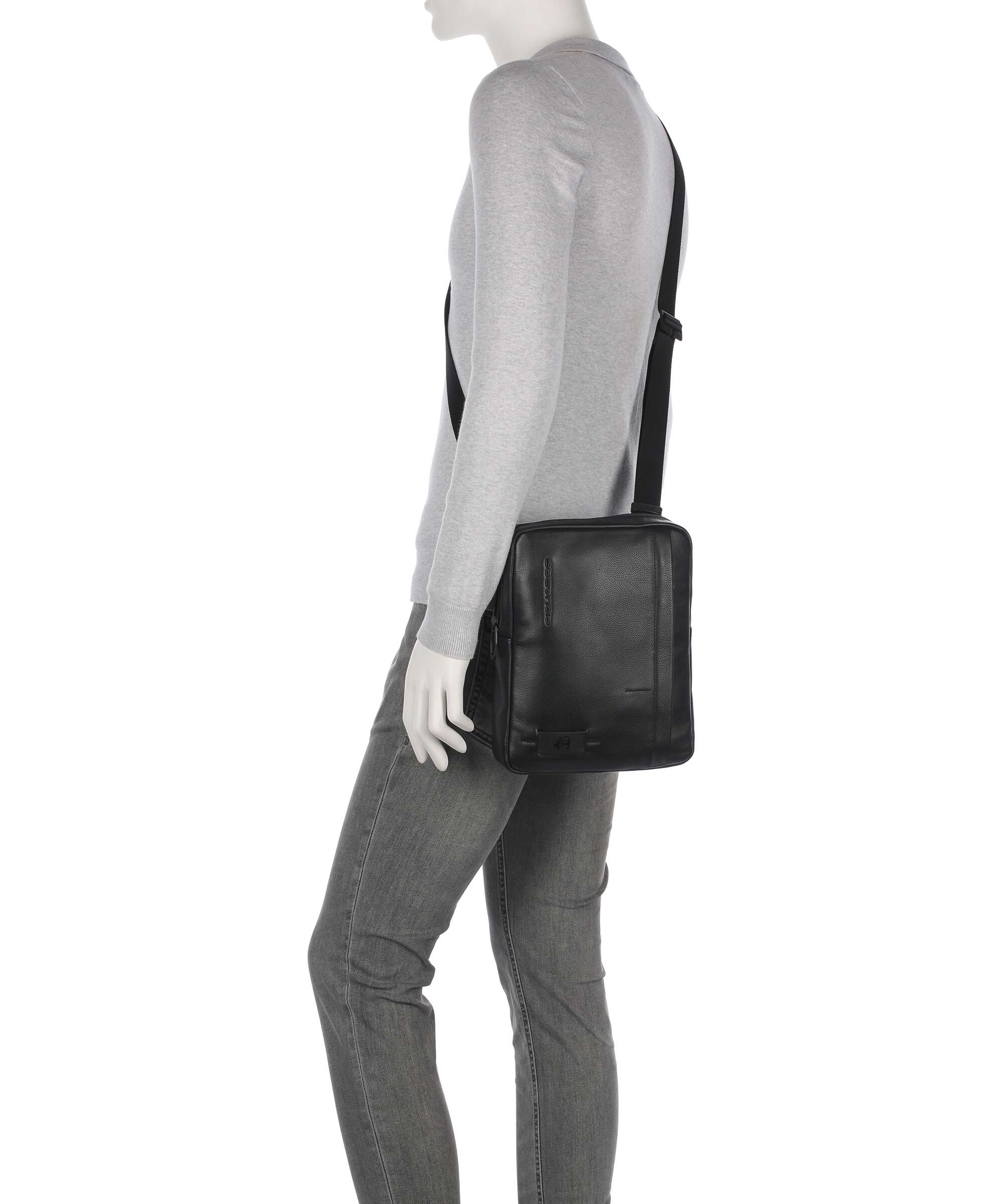Piquadro W137 Crossbody bag nero