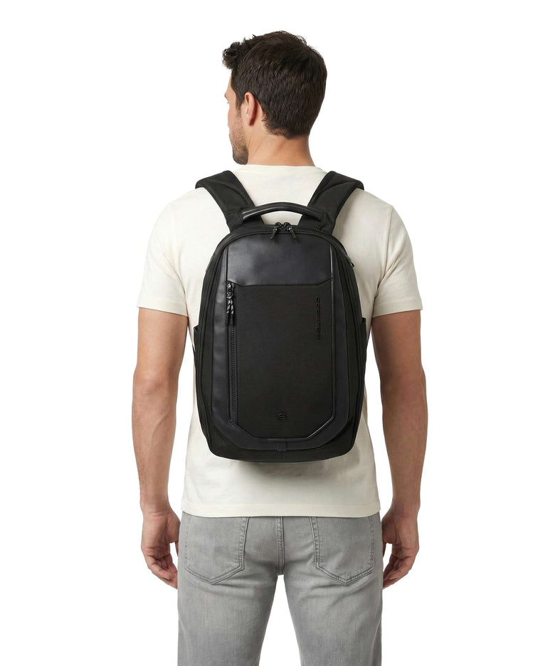 Piquadro Lyss Ryanair Travel backpack black