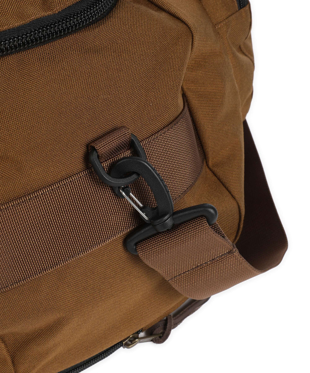 Filson Dryden Weekend bag whiskey