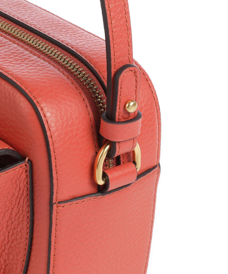 Coccinelle Beat Soft Crossbody bag grenadine red