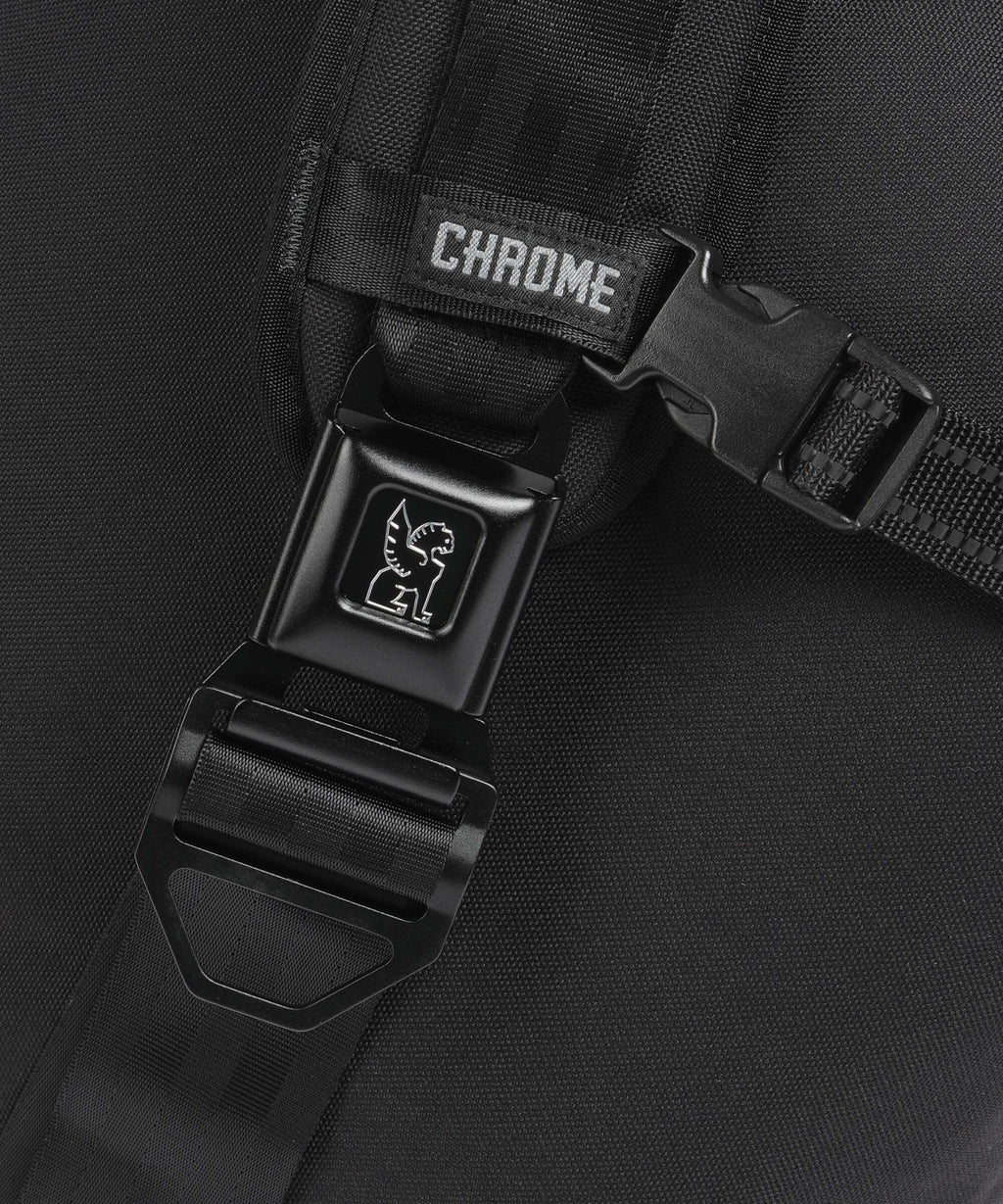 Chrome Citizen 15 Messenger bag black