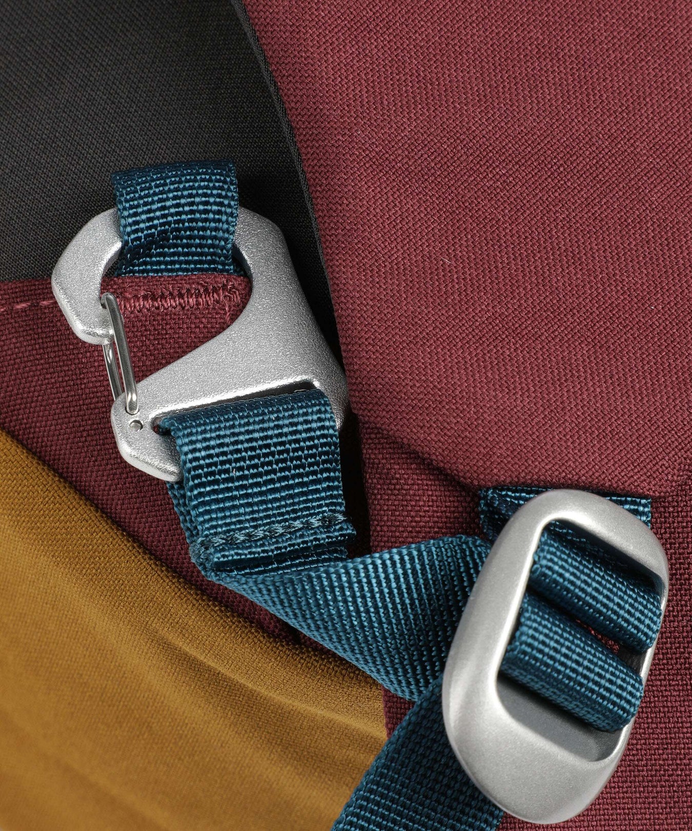 Osprey Arcane Small Day Backpack allium red/brindle brown