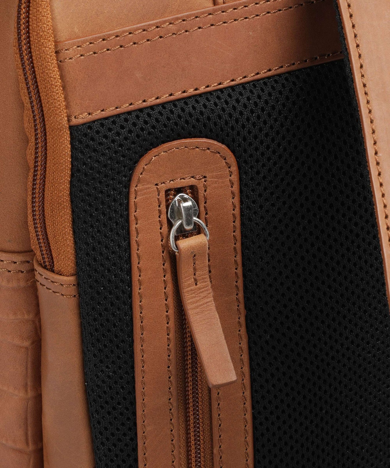 Burkely Cool Colbie Laptop backpack colbie/cognac