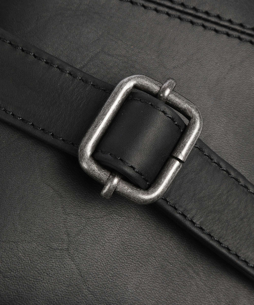 The Chesterfield Brand Cow Wax Pull Up Henderson Crossbody bag black