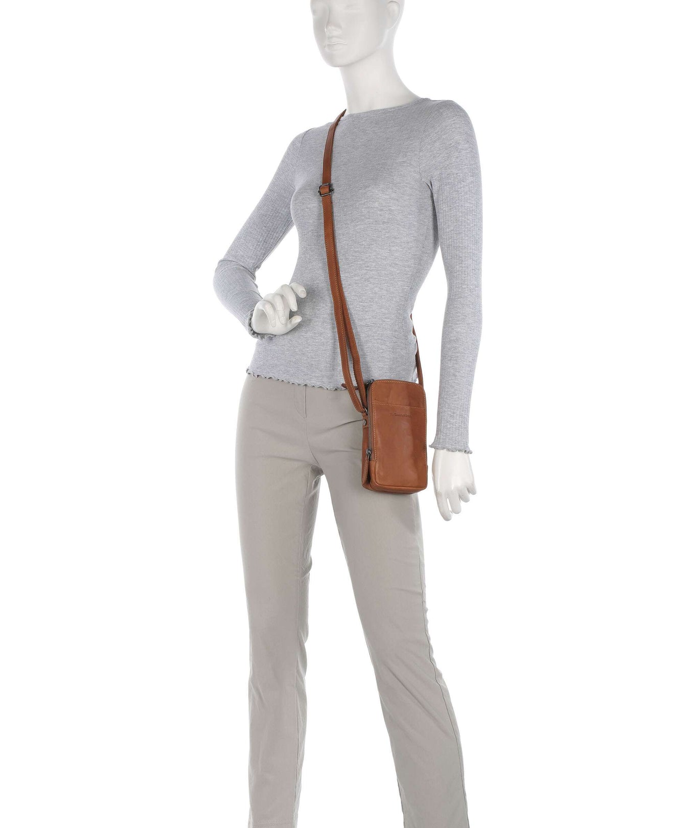 The Chesterfield Brand Cow Wax Pull Up Alesund Phone bag cognac