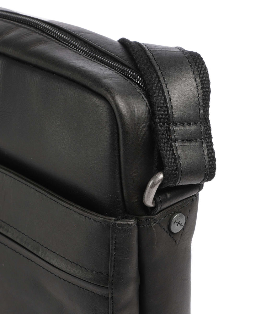 The Chesterfield Brand Wax Pull Up Cow Anzora Crossbody bag black