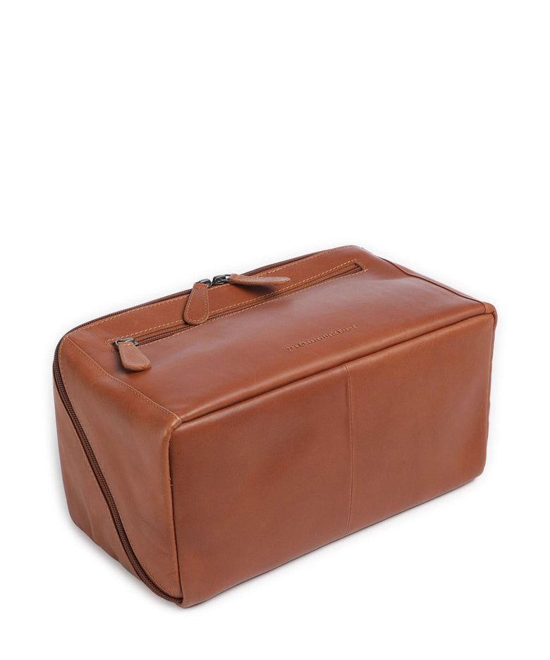 The Chesterfield Brand Wax Pull Up Cow Trevia Toiletry bag cognac