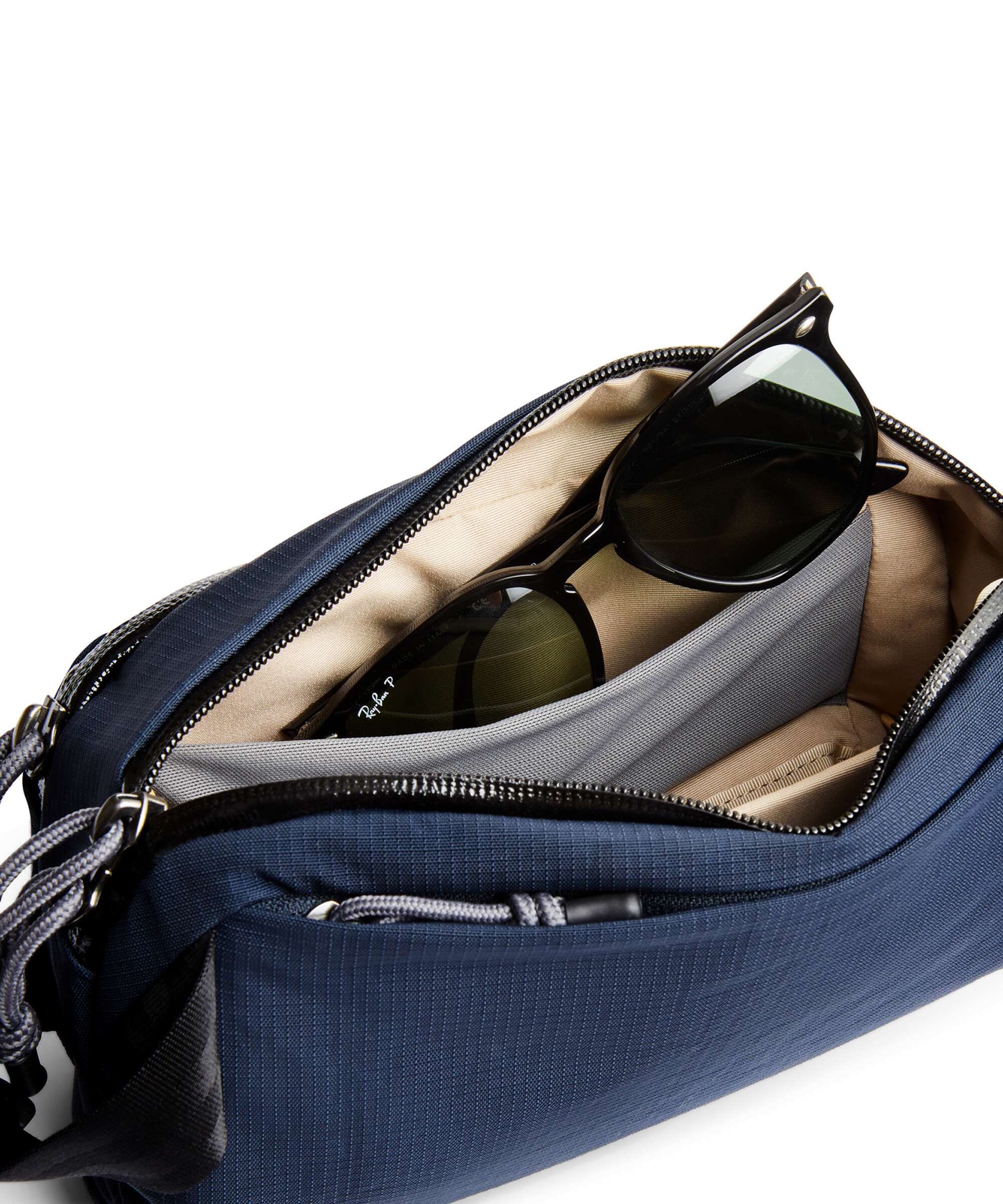 Bellroy Venture 2.5L Ready Fanny pack night sky