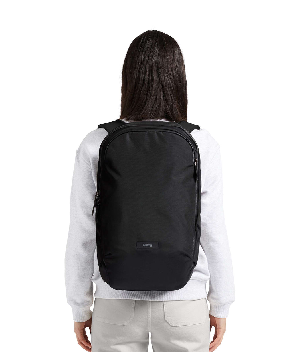 Bellroy Transit 22 Pro Backpack black