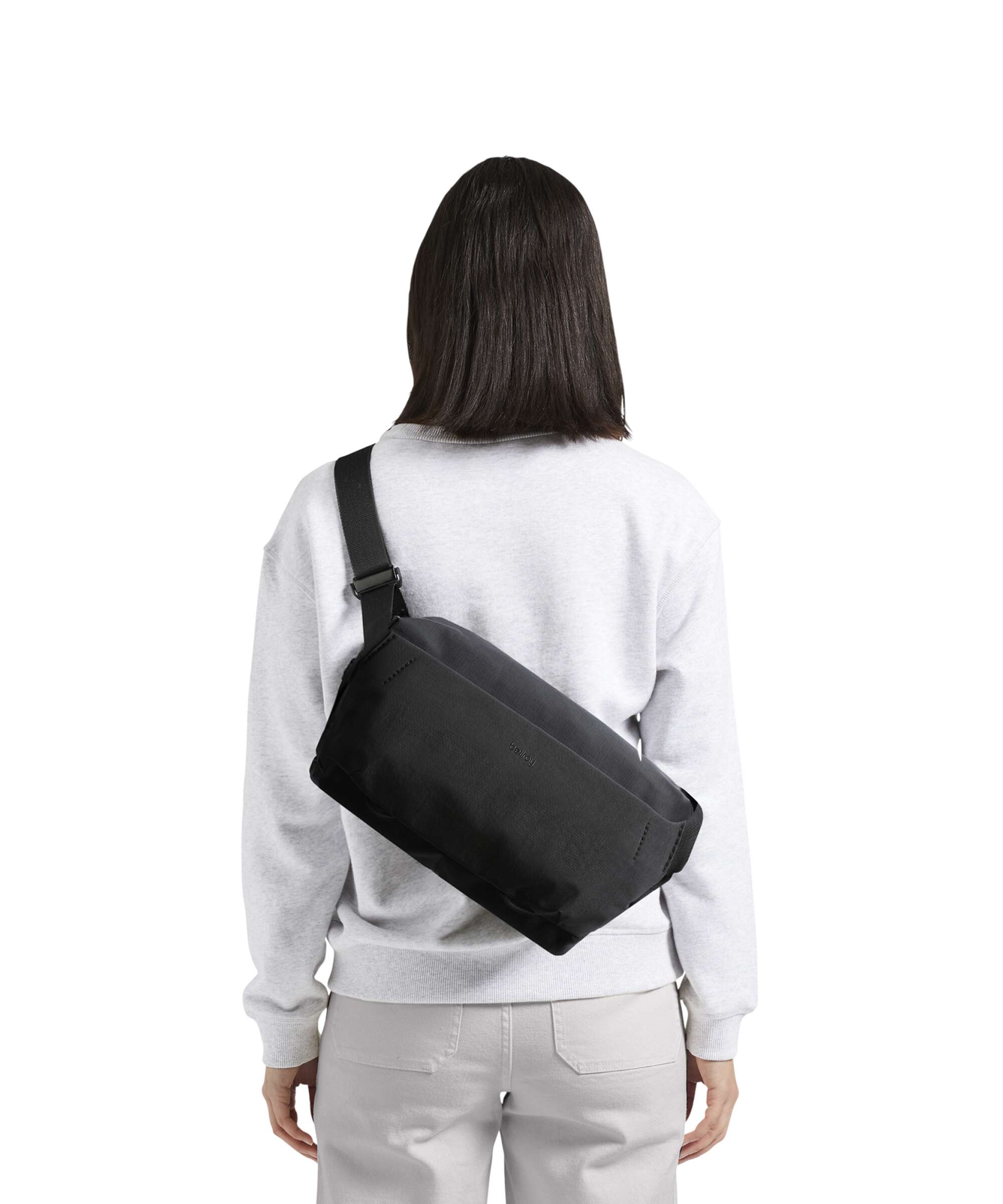 Bellroy Venture 10 Camera Belt bag black