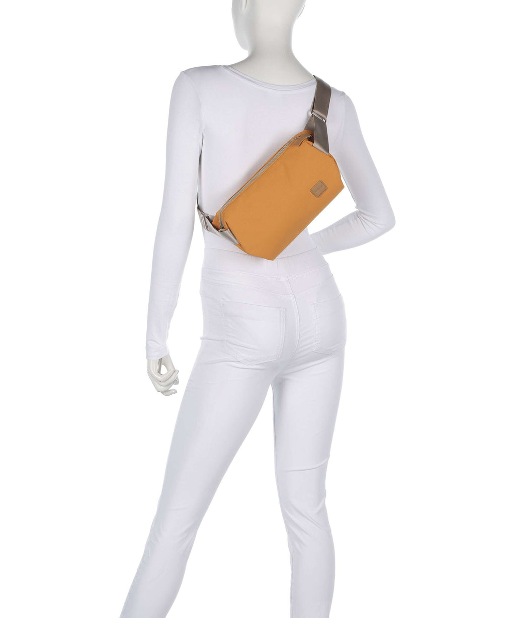 Bellroy Classic 5 Sling bag butterscotch