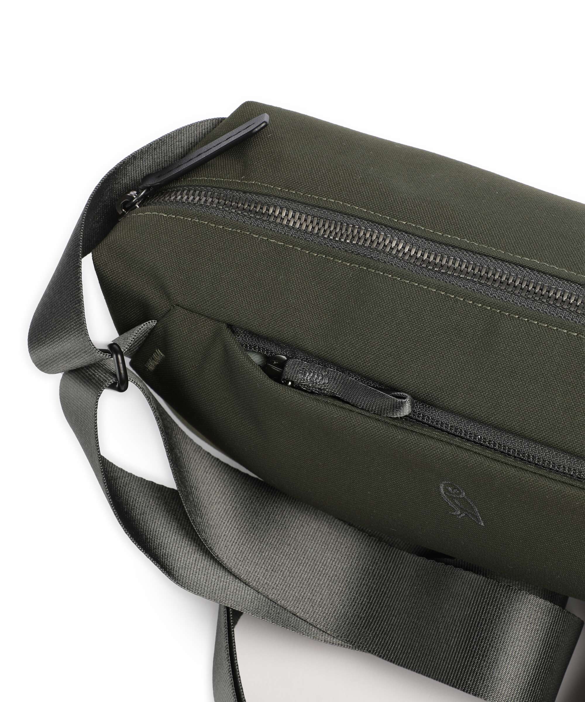 Bellroy Classic 5 Sling bag olive