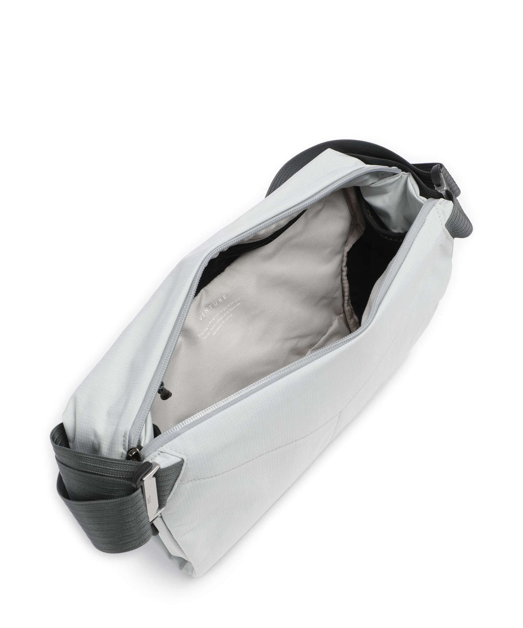 Bellroy Venture 9L Sling bag fog