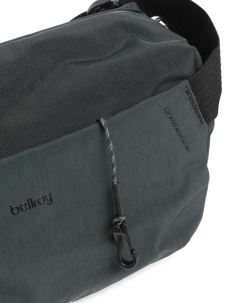 Bellroy Venture 6L Sling bag deep ocean