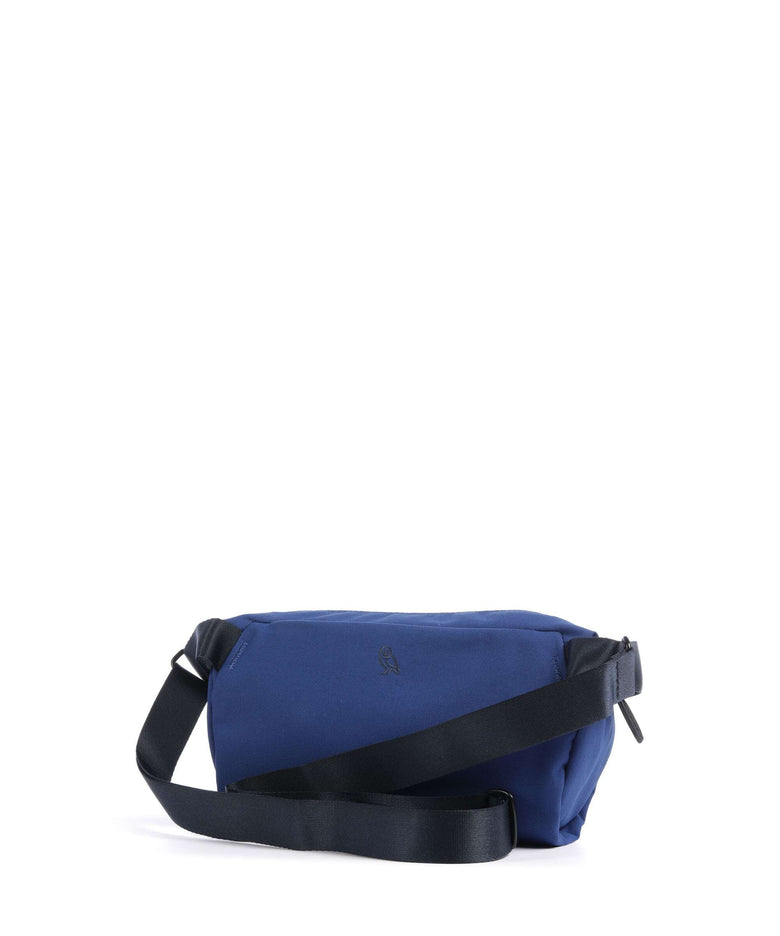 Bellroy Classic 3L Sling bag indigo